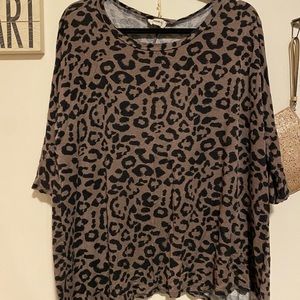 Cheetah flowy top